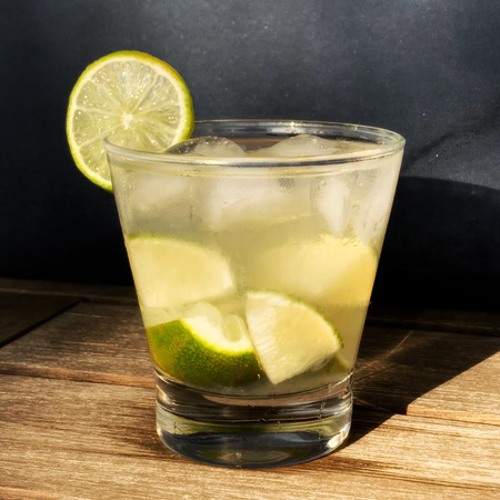 AlambiqueDonaFilo_drinks_Caipirinha-Tradicional